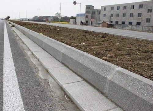 水泥路沿石
